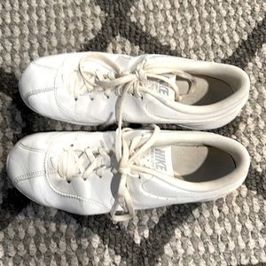 Nike Cheerleading Shoes Women’s Size 9